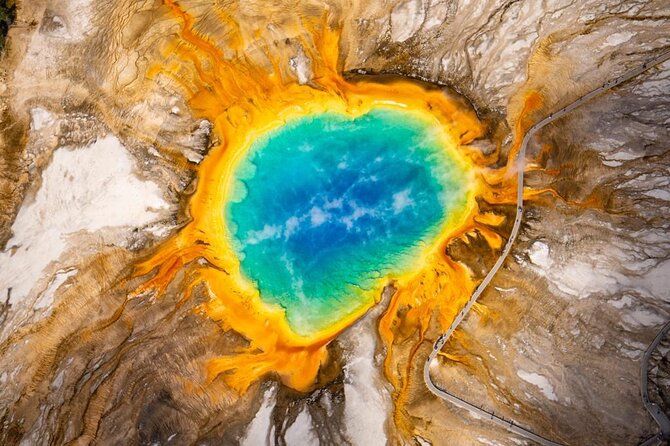 Yellowstone Lower Loop Tour | Wildlife & Hot Springs | PRIVATE - Mud Volcano and Dragon’s Mouth Spring