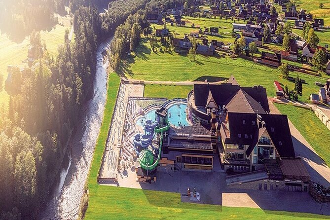 Zakopane and Thermal Pools Tour with Hotel Pickup - Two hours on Krupówki Street in Zakopane