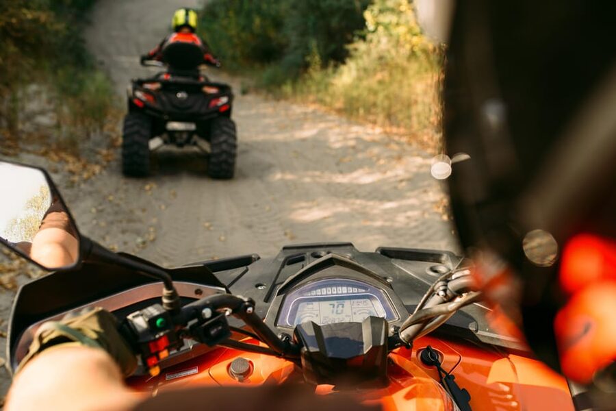 Zakopane: Extreme Quad Ride & Highlander BBQ + Thermal Pools - The bacówka and oscypek: a small stop with local character
