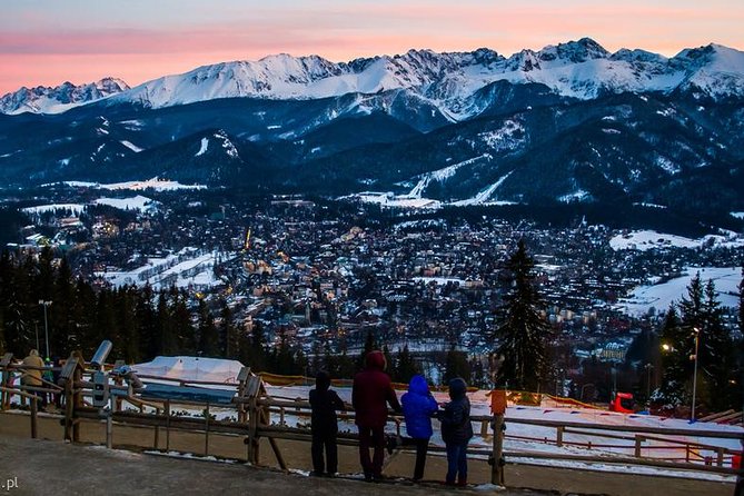 Zakopane & Thermal Springs: Private Tour - The Krakow to Zakopane drive